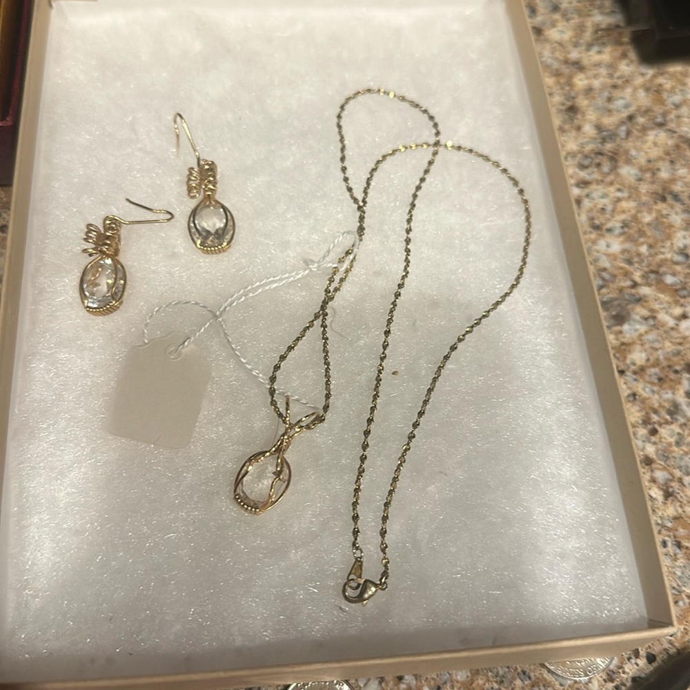 Ronaldo Gem Stone Necklace & Earrings